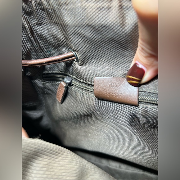 Gucci GG Monogram Canvas Drawstring Shoulder Bag EUC - Picture 8 of 13